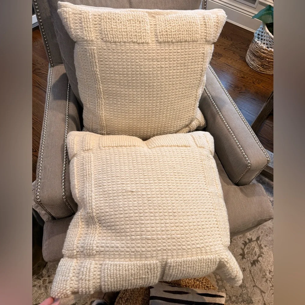 Crate and Barrel Lancaster 23